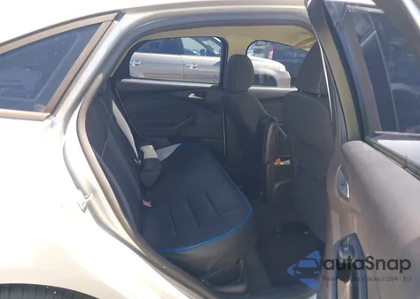 2014 Ford Focus Se from USA, damaged, VIN 1FADP3F28EL274811